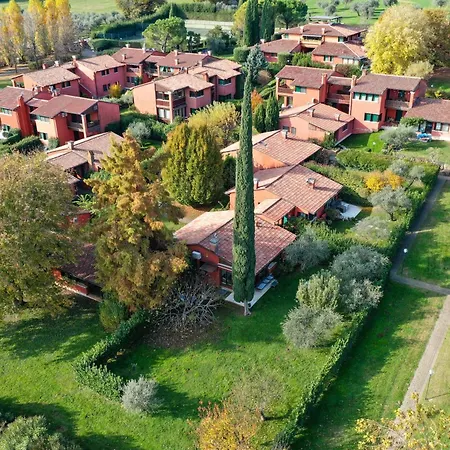 Apartmán Host4u - Garda Golf With Pool And Private Parking